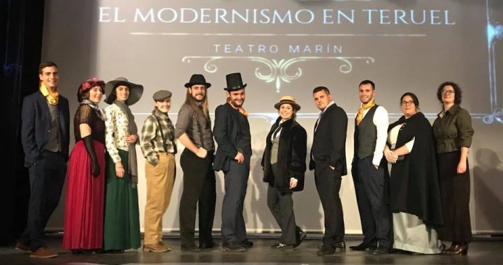Alumnos de la E. T. en el evento en el Teatro Marín de Teruel